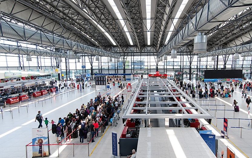 Jak se připravit na bezpečnostní kontrolu na letišti