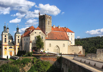 Pohled na zámek Vranov nad Dyjí